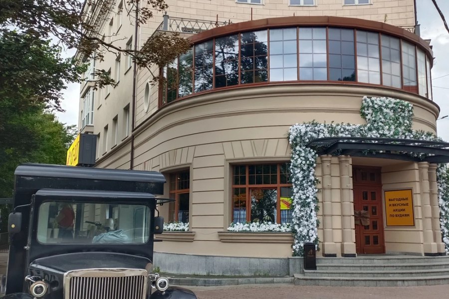 Из Калининграда — в Кёнигсберг по главным улицам города