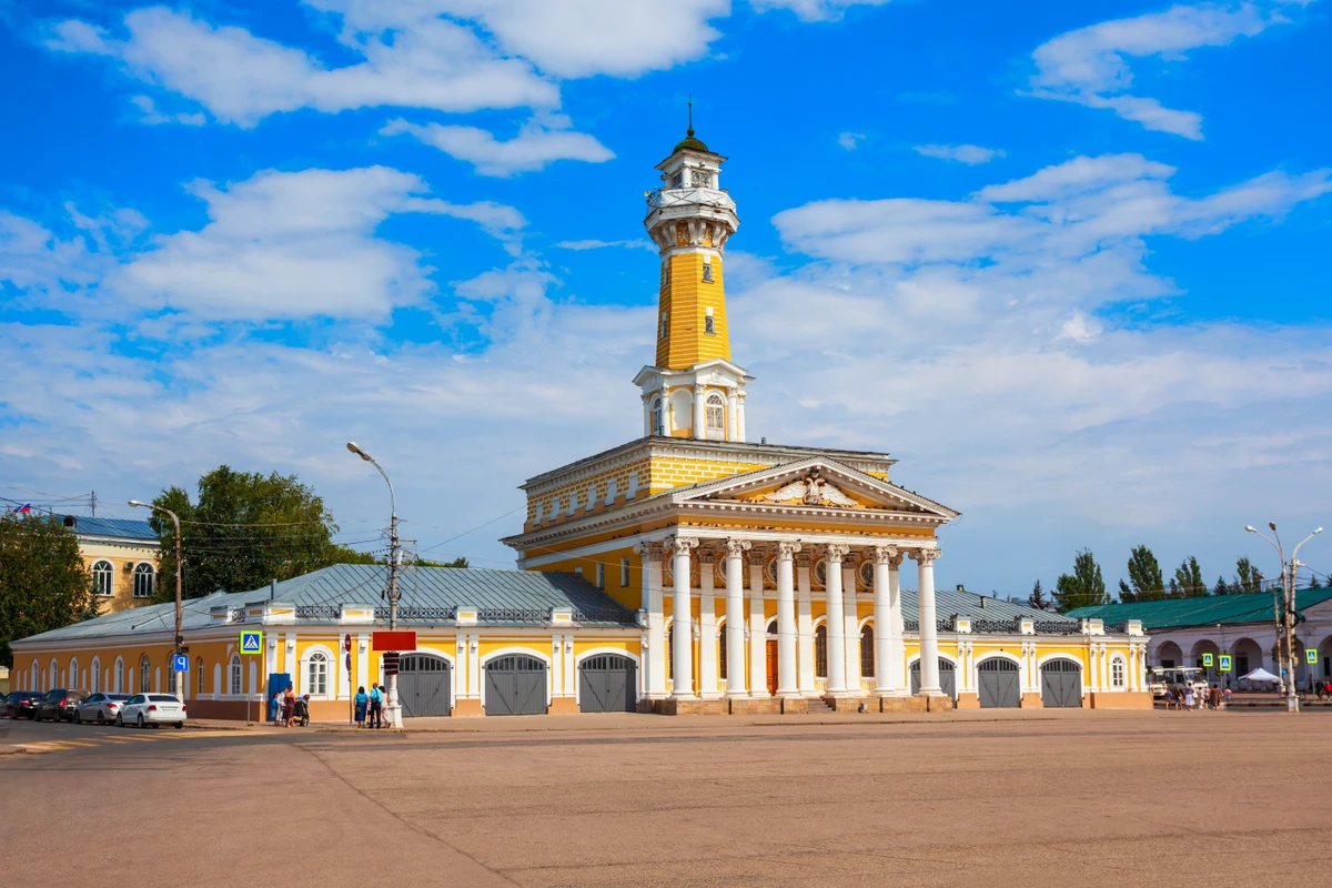 Кострома: прогулка по центру и подъём на колокольню