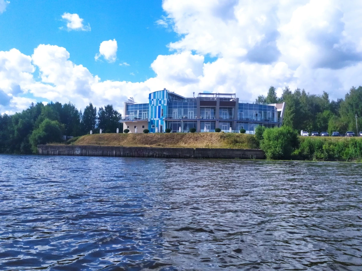 Кострома с воды: знакомые виды в новом ракурсе