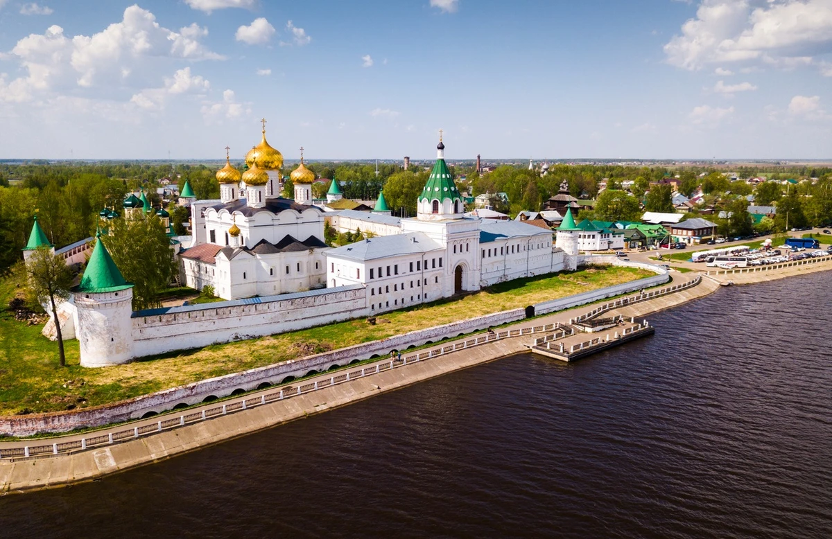 Ярославль и Кострома одним днём