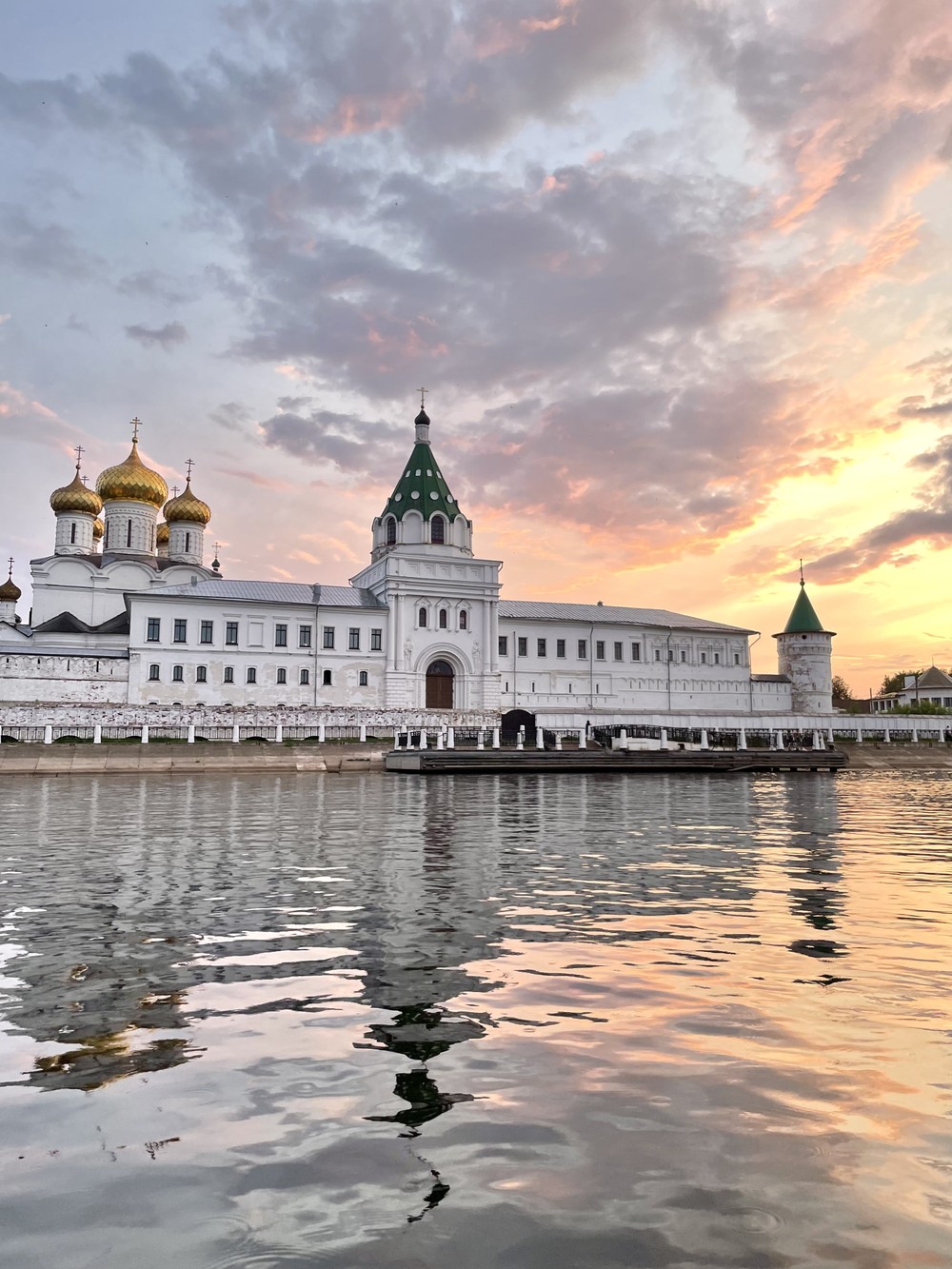 Сап-прогулка у Ипатьевского монастыря в Костроме (в группе)