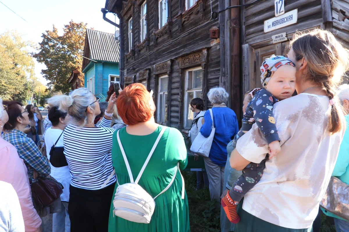 Улица Ивановская в Костроме: огонёк просвещения за деревянными ставнями