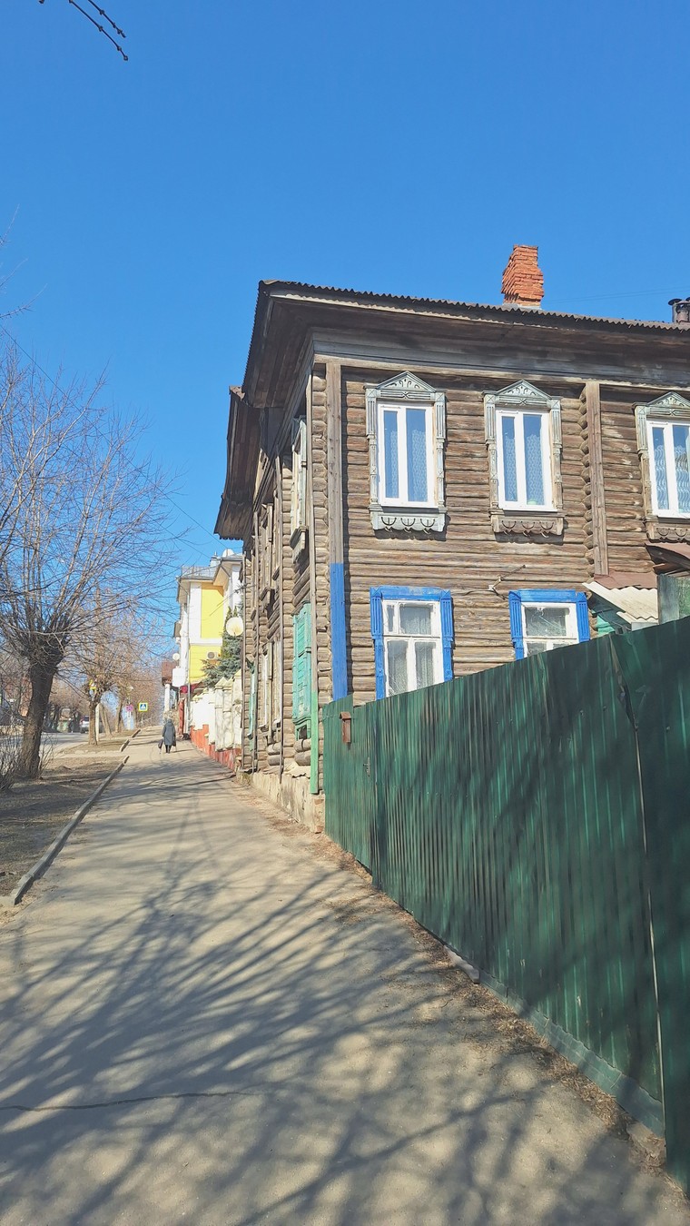 Заглянуть за наличник — разглядеть Кострому!