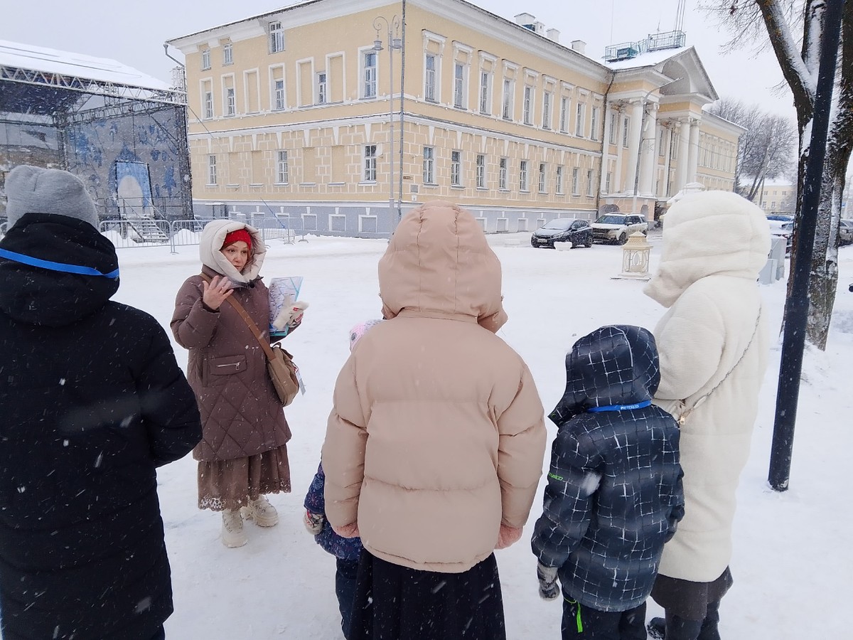 Квест-экскурсия по Костроме с чаепитием для взрослых и детей