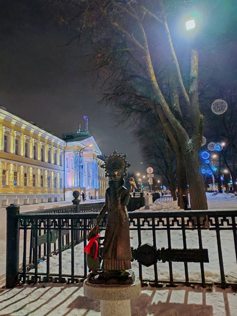 Тайна Сусанинской площади: экскурсия-квест для юных сыщиков (5+)