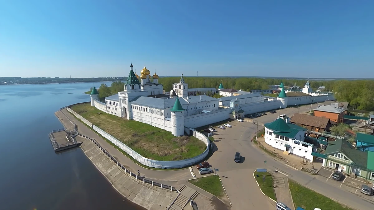 VR-полёт над Костромой: от стереоскопов 19 века до современных технологий
