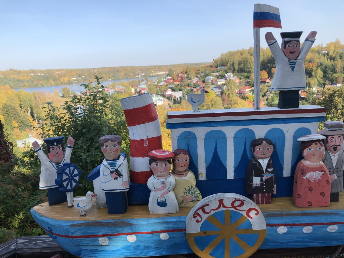 Волжское мини-путешествие только для вашей компании: Кострома, Красное-на-Волге и Плёс