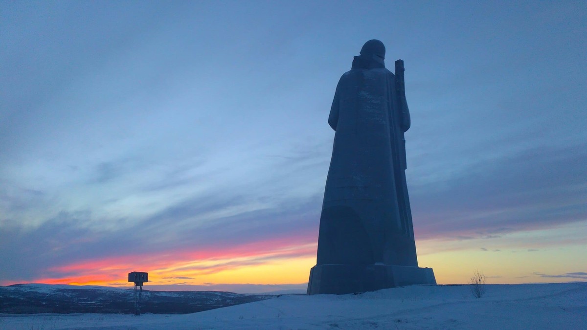Териберка, Мурманск и деревня саамов: приключения на Кольском с поездкой за сиянием и поиском китов