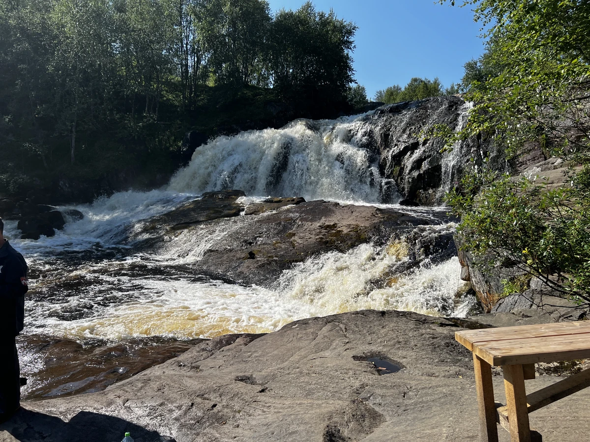Кольский фьорд и великолепие водопадов