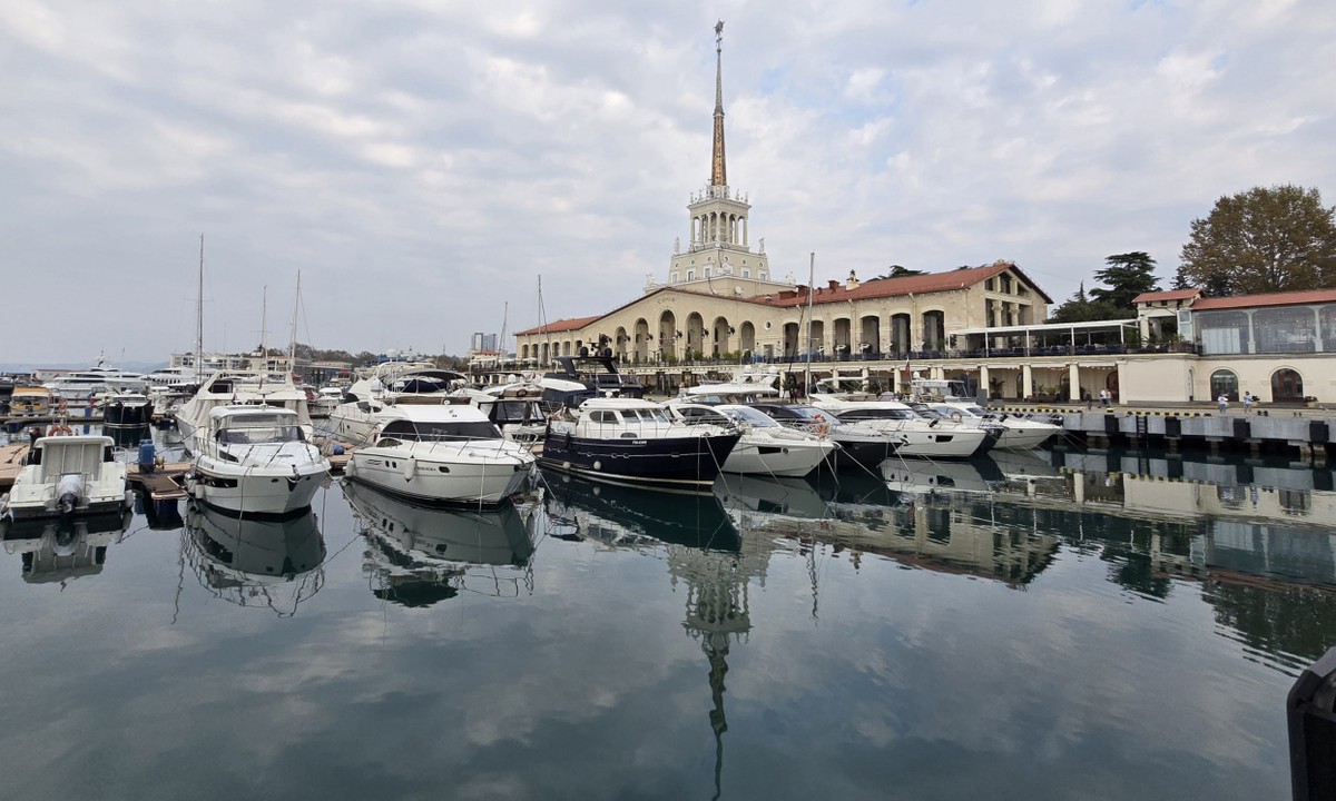 Морской порт Сочи: история, времена, архитектура