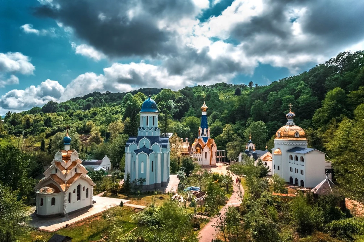 На джипах по окрестностям Сочи