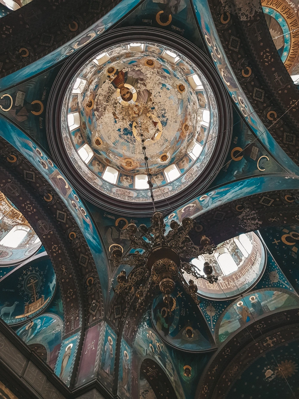 По Золотому кольцу Абхазии — из Сочи