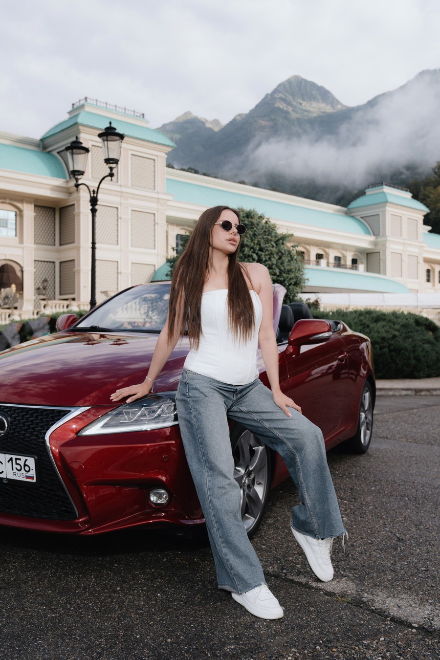 Фотопутешествие в Красную Поляну на кабриолете Lexus