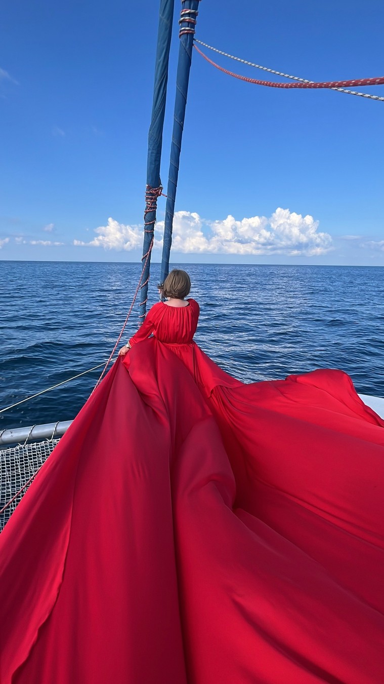 Дельфины, яхта и фотосессия — морская прогулка в Сочи