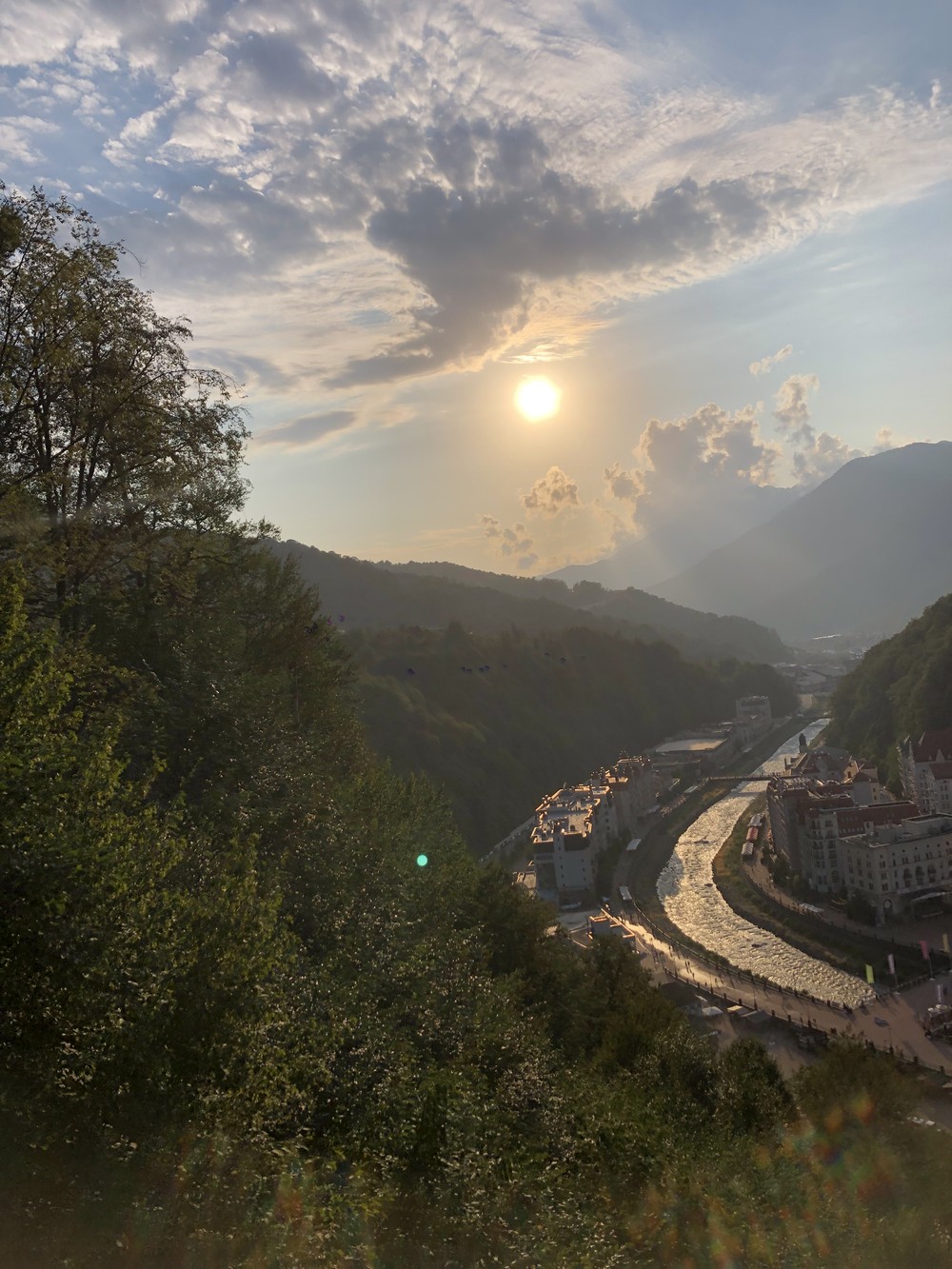 Красная поляна, закат в горах и легенды Кавказских гор
